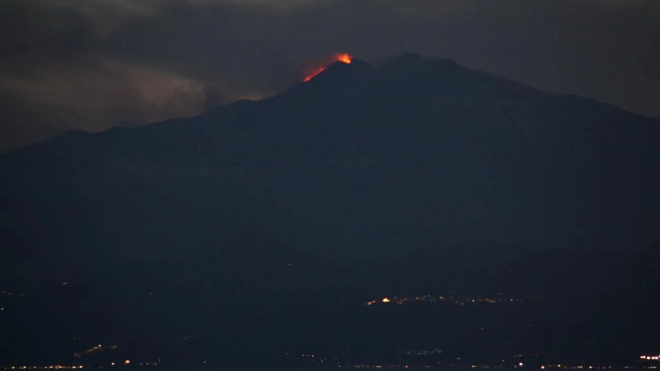 Etna: il vulcano sotto casa tua sta creando qualcosa che gli scienziati non si aspettavano Sat Apr 19 2025 07:06:35 GMT+0000 (Coordinated Universal Time)"