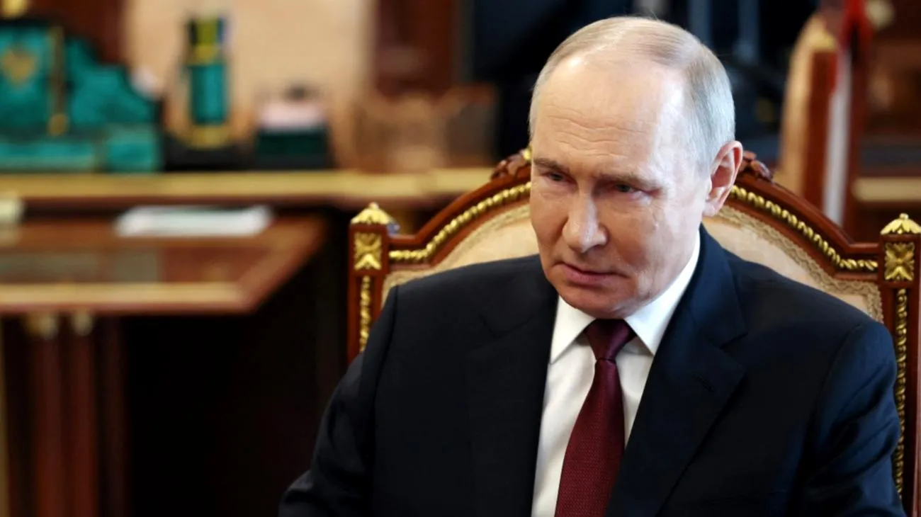 La verità nascosta dietro la tregua pasquale nel conflitto Russia-Ucraina: così Putin usa la religione mentre prepara l'attacco Sat Apr 19 2025 16:37:04 GMT+0000 (Coordinated Universal Time)"